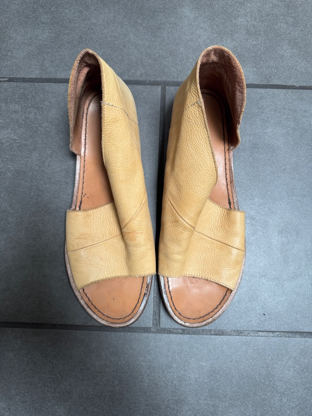 Free People Women’s Open-Toe Leather Flats in Light Tan